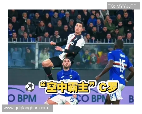 足球场上的空中霸主强力头球明星的传奇故事与精彩瞬间