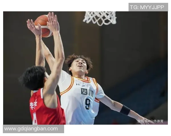 篮球明星齐聚澳门展现风采引领球迷热潮与激情碰撞